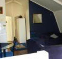 The Doo Drop Inn - Holiday Cairns