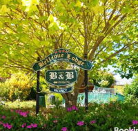 Eden Bed  Breakfast - Holiday Cairns
