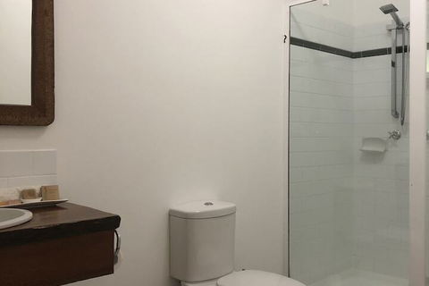 Daintree Manor Bed & Breakfast - Holiday Cairns 7