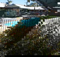 Lone Pine Motel - Corowa - Holiday Cairns