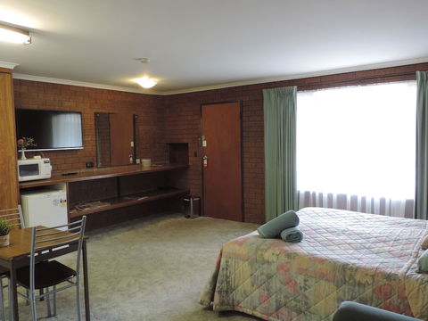 Greenacres Motel - Holiday Cairns 6