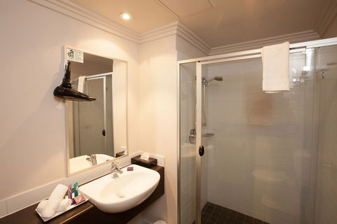 Wine Country Motor Inn - Holiday Cairns 4