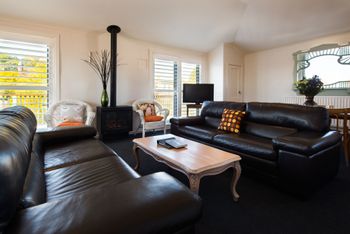 Alpha Loft - Holiday Cairns 0