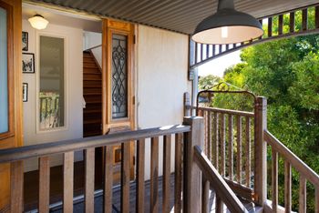 Alpha Loft - Holiday Cairns 3