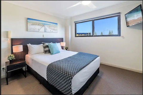 Gold Coast Apartment At Sandcastles On Broadwater - Holiday Cairns 7