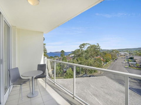 Hinterland Luxury 1 Bedroom Hinterland View Apt - Holiday Cairns 5
