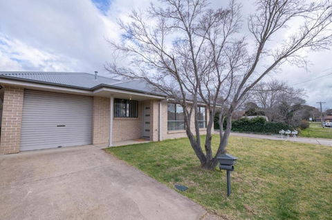 Wonderful Windred Modern Comfy Quiet - Holiday Cairns 4