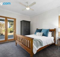 Mosss Place - Holiday Cairns