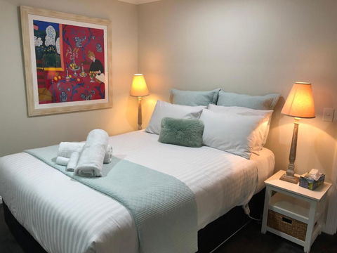 SEA EAGLE COTTAGE Amazing Views Of Bay Of Fires - Holiday Cairns 1