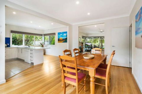 Lighthouse Cottage - Holiday Cairns 5