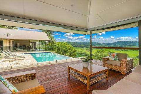 A PERFECT STAY Serene Myocum - Holiday Cairns 3