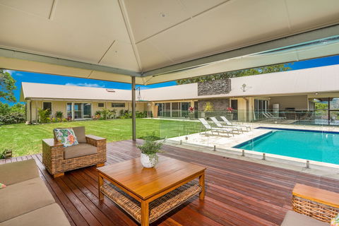 A PERFECT STAY Serene Myocum - Holiday Cairns 4