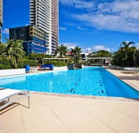 Panoramic Views at Sub Penthouse Apt - Holiday Cairns