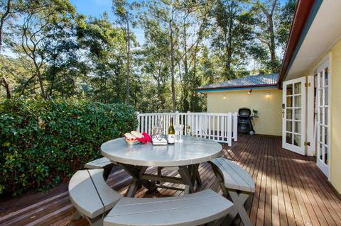 Hilldo Lovely Mountainside Accommodation - Holiday Cairns 2