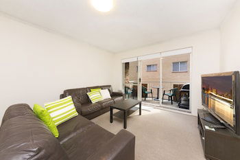 Dolphin Court Unit 1 - Holiday Cairns 6