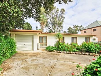 Garden Of Eden - Holiday Cairns 3