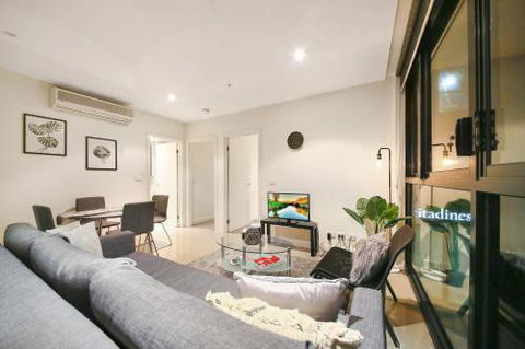A Cozy 2BR CBD Apartment Near Bourke St. Mall - Holiday Cairns 2