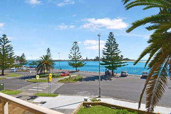 Parklea 5 - Holiday Cairns 3