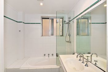Parklea 5 - Holiday Cairns 2