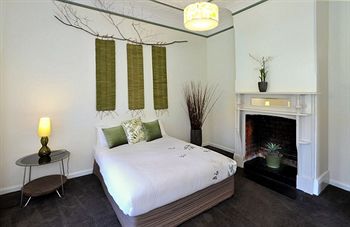 Healesville Garden Accommodation - Holiday Cairns 1
