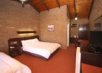 Comfort Inn Goldfields - Holiday Cairns 4