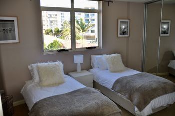 Luxury Beach Escape 90mins From Sydney - Holiday Cairns 5