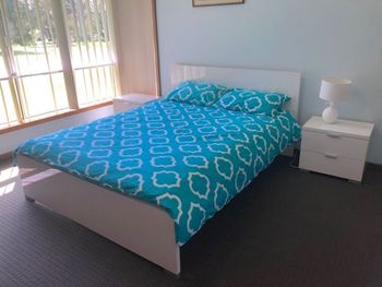 Caves Cottage - Holiday Cairns 2