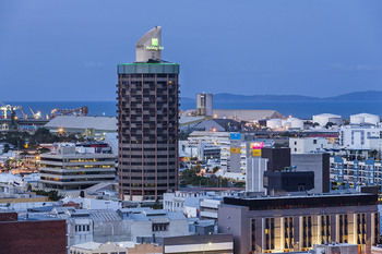 Holiday Inn Townsville - Holiday Cairns 0