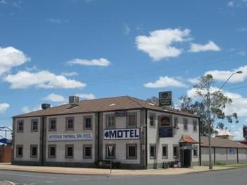 Dragon & Phoenix Motel - Holiday Cairns 6