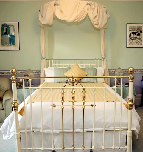Forgandenny Bed & Breakfast - Holiday Cairns 4