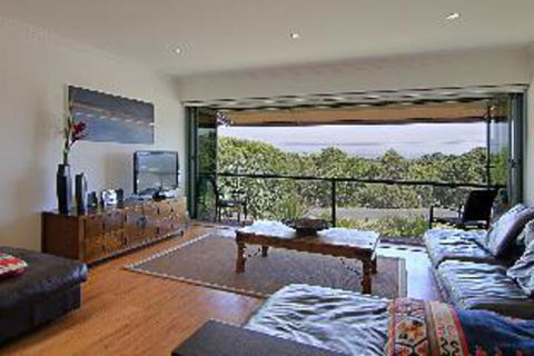 A PERFECT STAY 3 James Cook Apartments - Holiday Cairns 0