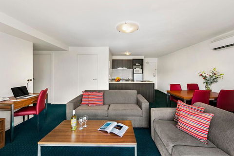 Melbourne Carlton Central Apartment Hotel - Holiday Cairns 6