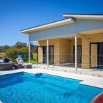 Mandalay Villas - Villa 2 - Holiday Cairns 0