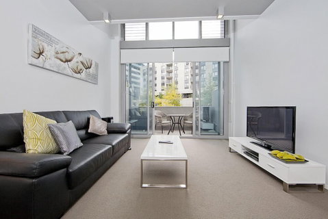 Accommodate Canberra - Holiday Cairns 3