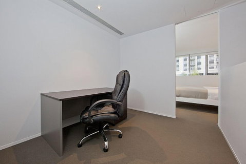 Accommodate Canberra - Holiday Cairns 1