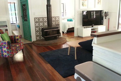 1 Bedroom Home Surrounded By Nature - Holiday Cairns 4