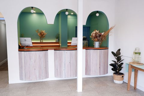 Stoke Beach House - Holiday Cairns 0