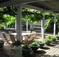 Avoca House  Cottage Accommodation - Holiday Cairns