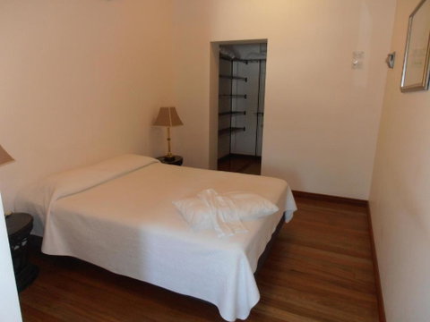 Floriana Villas - Holiday Cairns 2