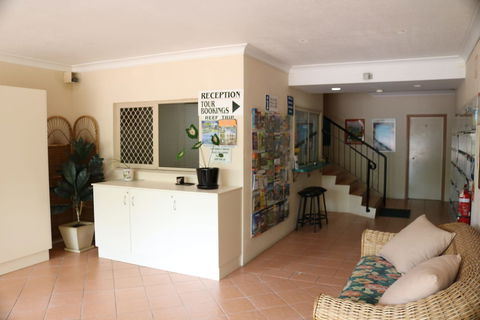 Royal Palm Villas Cairns - Holiday Cairns 4