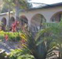 Batemans Bay Manor - Holiday Cairns