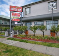 New England Motor Inn - Holiday Cairns