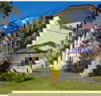 Clifton Sands Holiday Apartments - Holiday Cairns