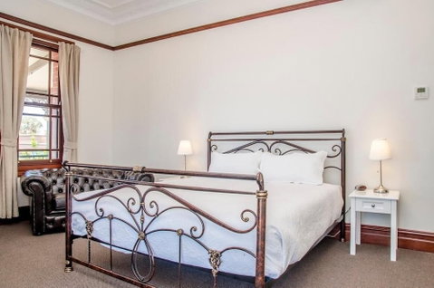 Streaky Bay Hotel Motel - Holiday Cairns 1