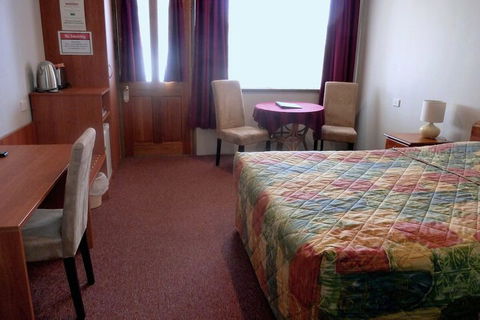 Mountain View Country Inn - Holiday Cairns 6