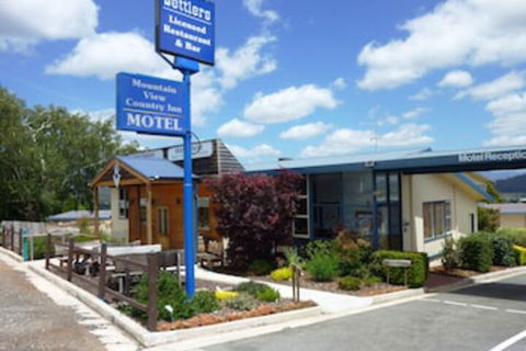 Mountain View Country Inn - Holiday Cairns 0