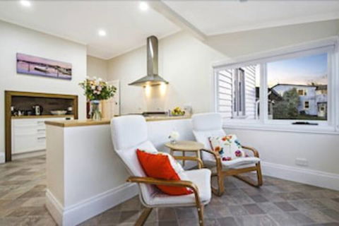 Mole Creek Guest House - Holiday Cairns 7
