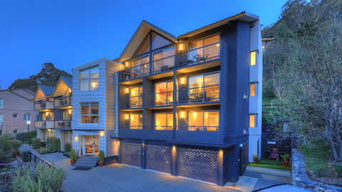 Snowgoose Apartments - Holiday Cairns 0