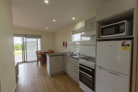 Gum Tree Caravan Park - Holiday Cairns 7