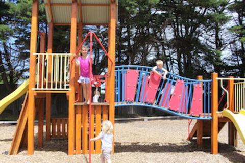 Gum Tree Caravan Park - Holiday Cairns 0